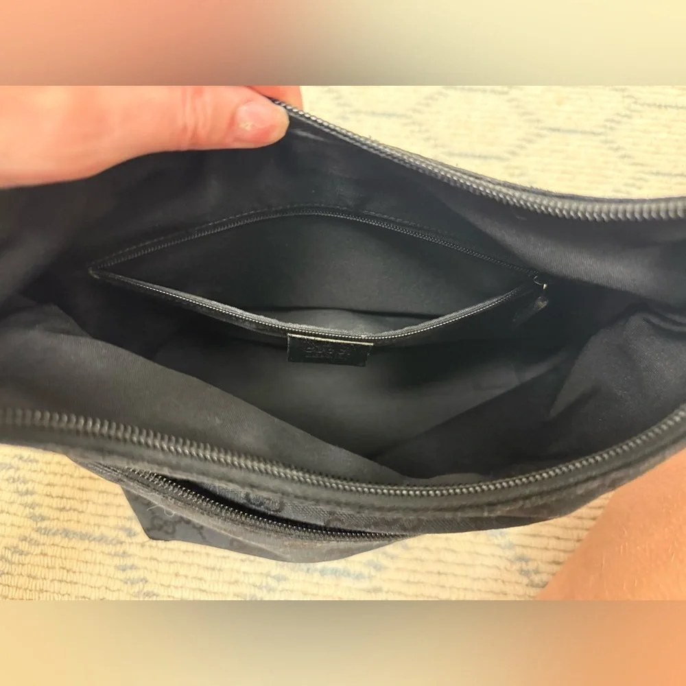 GUCCI Vintage Y2K Classic Black GG Monogram Canvas Leather Hobo Shoulder Bag - Picture 15 of 16